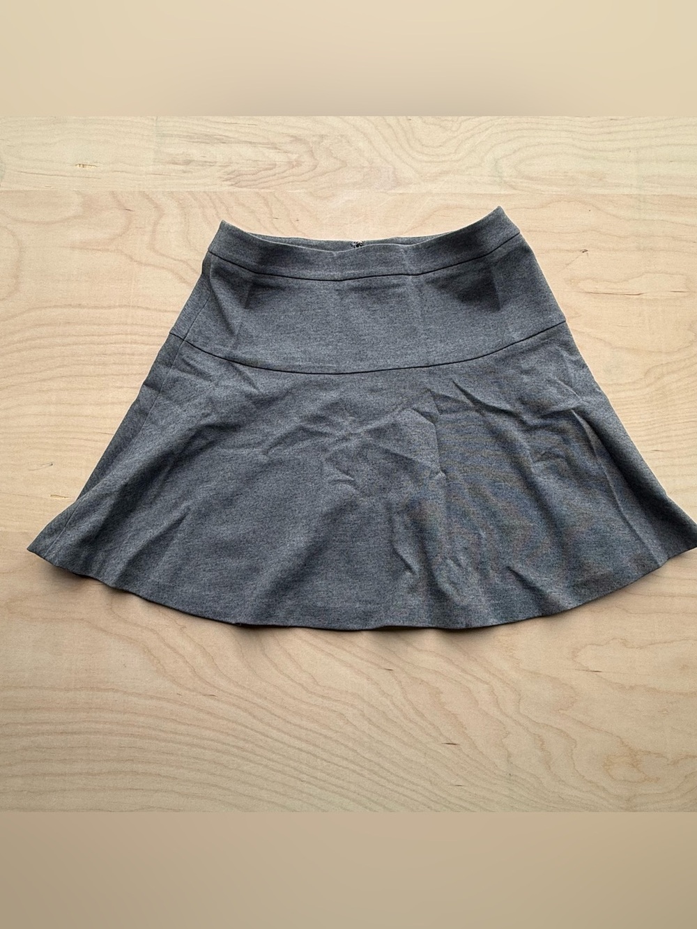Banana Republic Ponte Fit and Flare Dark Charcoal Grey Mini Skirt Women's size 6